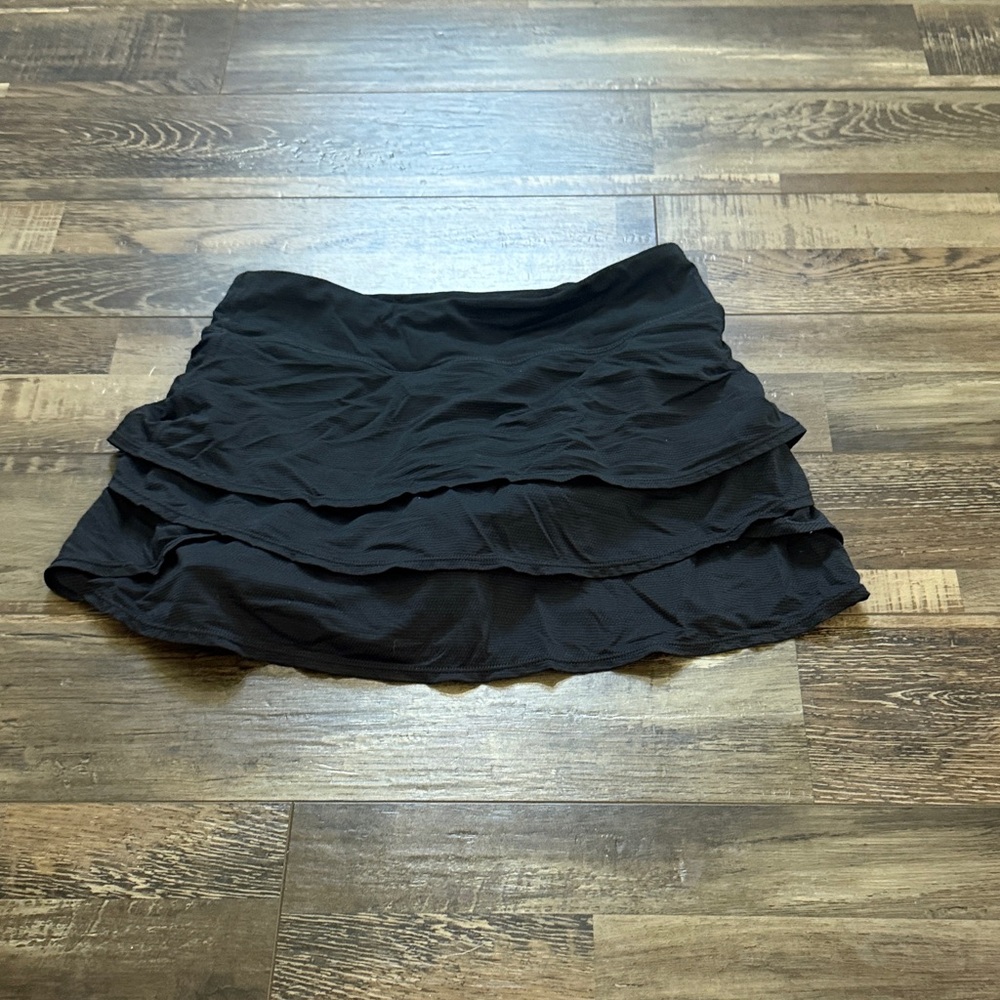 Athleta Black‎ Tiered Skort
